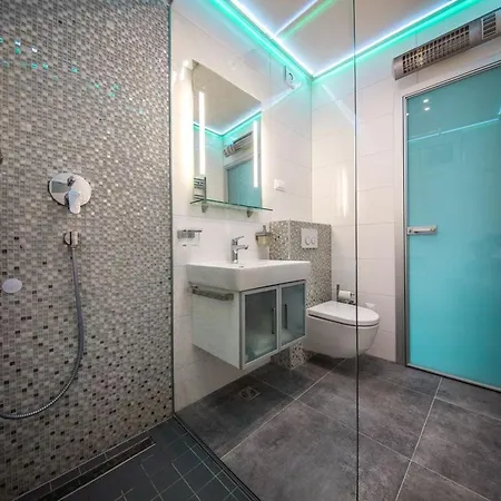 Linda Casa De Familia Belchi Com Piscina Privada Alvor