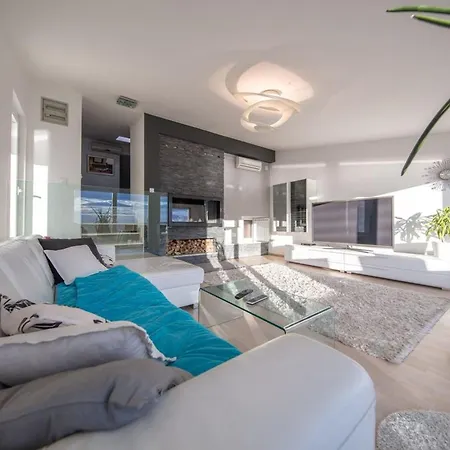 Feriehus Linda Casa De Familia Belchi Com Piscina Privada